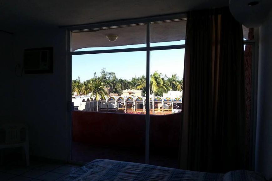 Capital O Zona Dorada Inn, Mazatlan Exterior photo